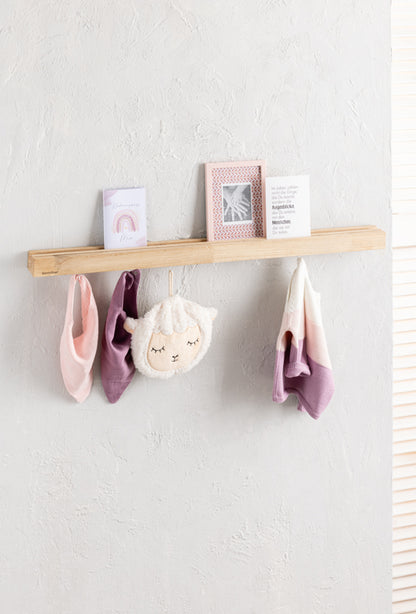 Kreativspur, Wandhalter, Holzleiste, Eichenholz, Massivholz , Wohnen, Einrichten, Geschenk, Kinderzimmer, Dekorieren, Girl, Mädchen, Rosa, Pink, Bilderrahmen, Fotoleiste, Dekoidee, Kreativspur