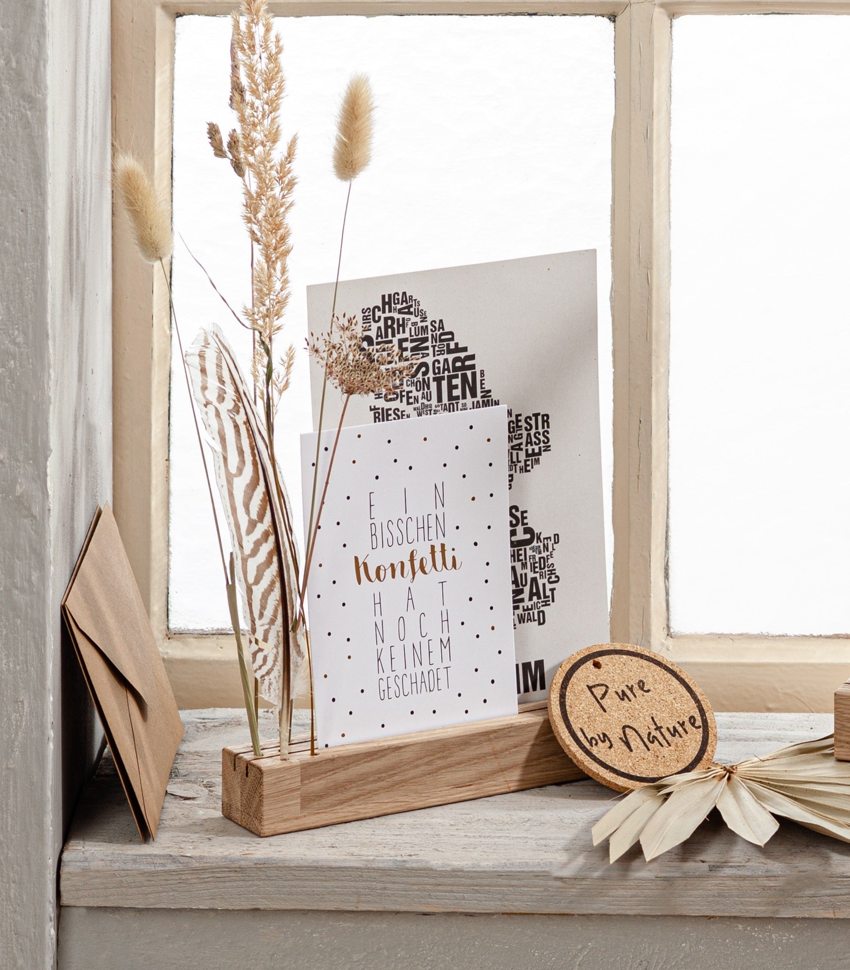Natur im Trend, Trockenblumen, Deko, Erinnerungen, Foto, Karten, Büro, Geschenkidee, Hochzeit, Tischdeko, Menü, Boho, in unserem Shop, bestellen, Produkt aus der Pfalz, Kreativspur, Postkarten, Kartenharter, Gräser, Decoboard, Kreativspur